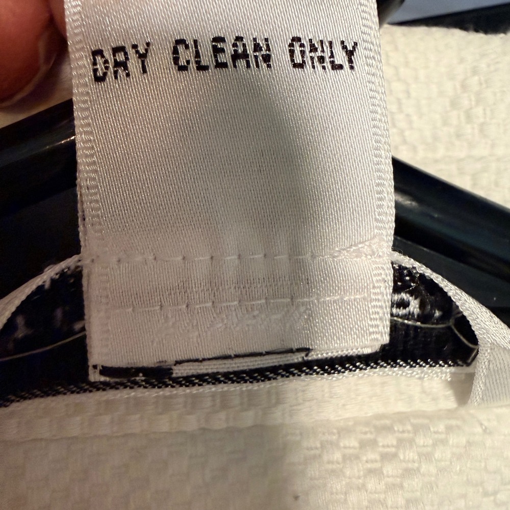 Preston & York Tailored Vest Runs Small Size 16 White Textured Cotton  Lined. - Picture 9 of 9